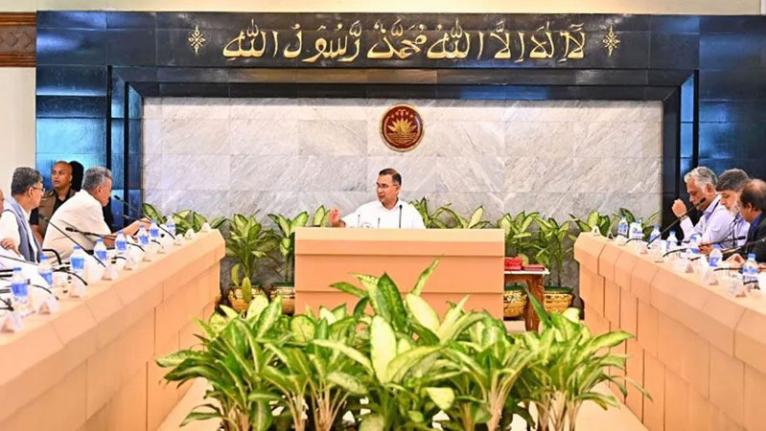 সমন্বিত প্রচেষ্টায় অর্থনীতিতে ইতিবাচক পরিবর্তন সম্ভব: প্রধানমন্ত্রী