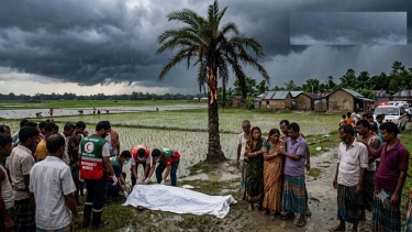 পাট নিয়ে বাড়ি ফেরার পথেই বজ্রপাতে প্রাণ হারাল মিরাজ