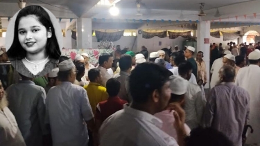 সদরপুরে ৮ম শ্রেণির শিক্ষার্থী রাইসা আফরিনের জানাজা-দাফন সম্পন্ন