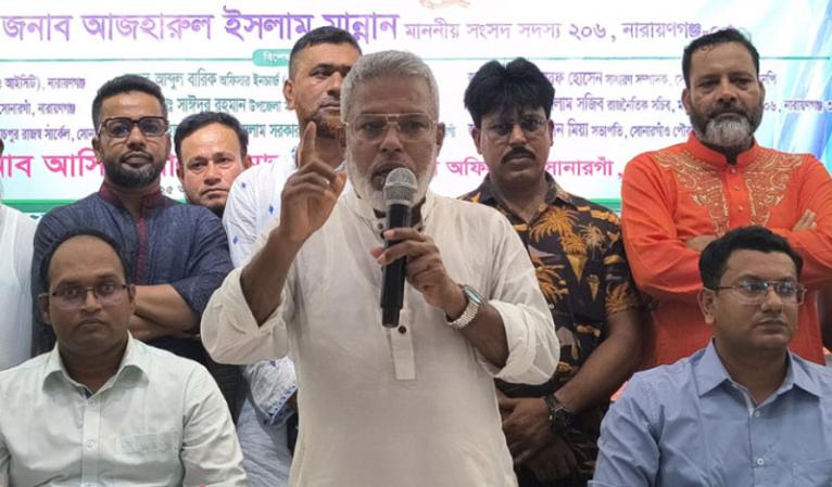 শিক্ষার্থীদের সন্ধ্যায় বাইরে না রেখে পড়তে বসানোর আহ্বান এমপি মান্নানের