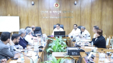 অনুমোদিত নকশার বাইরে ভবন নির্মাণ করতে না পারে, তা নিশ্চিত করা হবে - গৃহায়ন ও গণপূর্ত মন্ত্রী