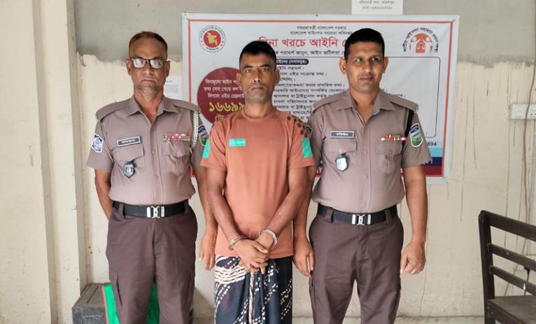 সরিষাবাড়ীতে ১২ গ্রাম হেরোইনসহ চিহ্নিত মাদক কারবারি ফিরোজ গ্রেফতার