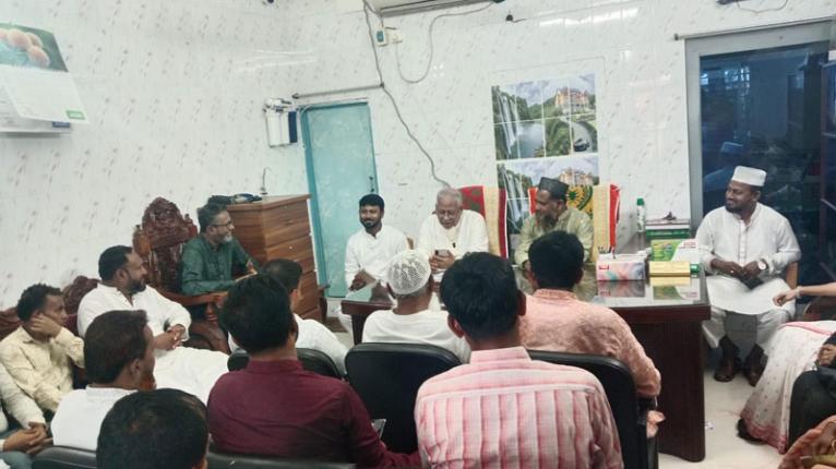 শিক্ষার মানোন্নয়নে মাঠে এমপি ইলিয়াস মোল্লা, শিক্ষার্থী-শিক্ষক ও অভিভাবকদের সঙ্গে মতবিনিময়