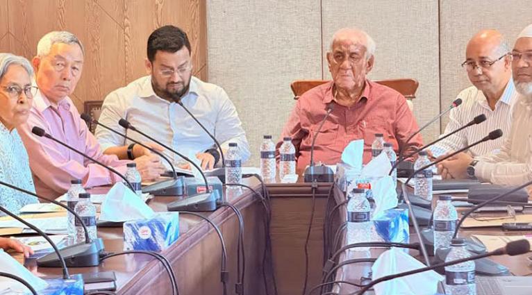 পার্বত্য অঞ্চলে মৃত্তিকা ট্রেড সেন্টার গড়ে তুলতে হবে : পার্বত্য মন্ত্রী