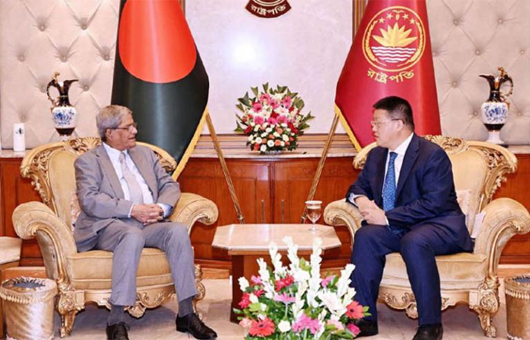 রাষ্ট্রপতির সঙ্গে চীনের রাষ্ট্রদূতের সৌজন্য সাক্ষাৎ