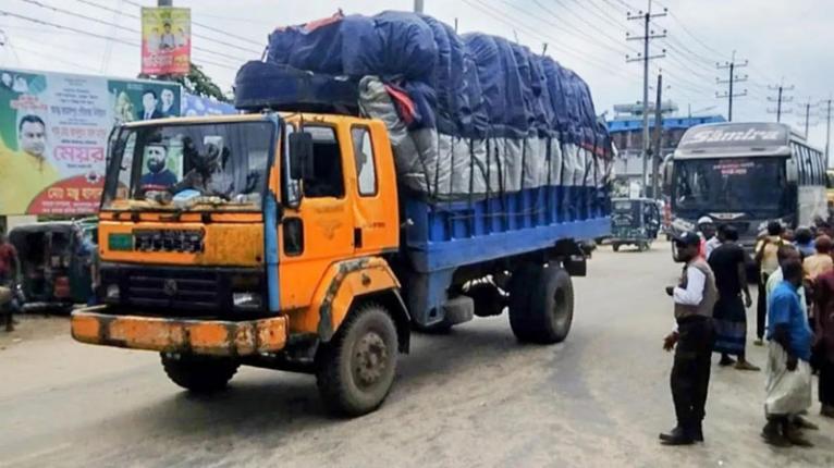 গ্যাস সংকটে জামালপুর-টাঙ্গাইল মহাসড়ক সাড়ে ৪ ঘণ্টা অবরোধ, তীব্র যানজট