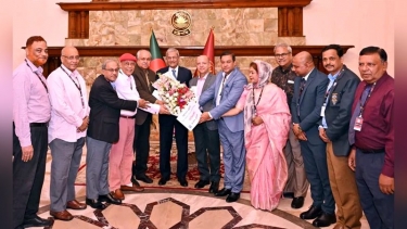 গণতন্ত্র বাঁচাতে হলে গণমাধ্যমকেও বাঁচাতে হবে : রাষ্ট্রপতি
