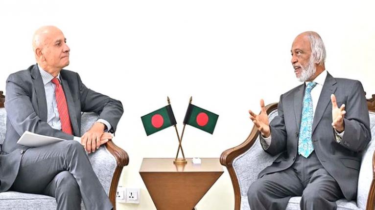 বাংলাদেশ-ইতালি সম্পর্ক আরো জোরদারে সহযোগিতা বাড়াতে চান এলজিআরডি মন্ত্রী