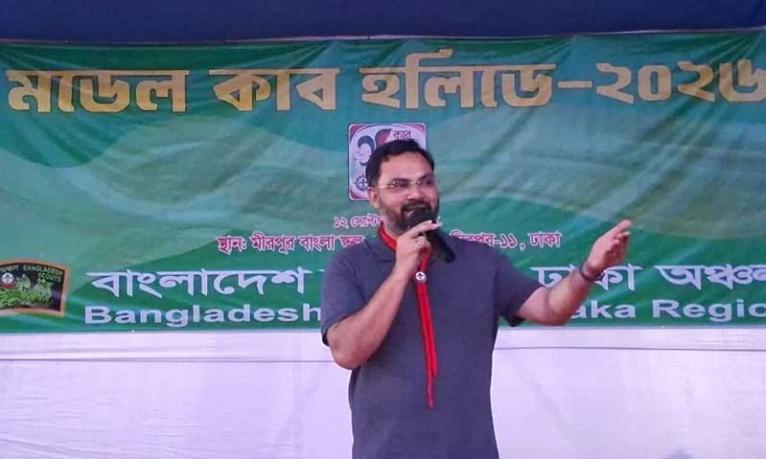 ডিভাইসের আসক্তি থেকে শিশু-কিশোরদের মাঠে ফেরাতে হবে : আমিনুল হক