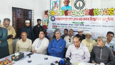 ফ্যাসিস্টরা ১৫ বছর সংবাদপত্রের গলা টিপে ধরেছিল : জোনায়েদ সাকি