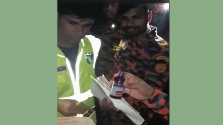 ভাঙ্গায় মাইক্রোবাস খাদে, নিহত ১