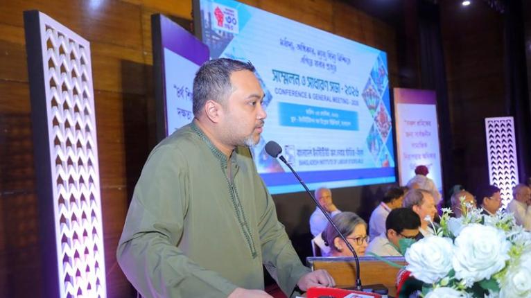 ন্যায্য মজুরি কোনো দাবি নয়, নাগরিক অধিকারের অংশ: মাহদী আমিন