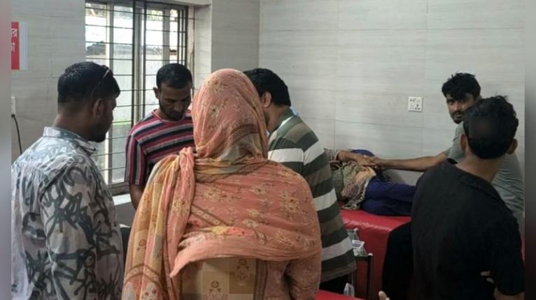 সোনারগাঁয়ে জমি বিরোধে দুই পক্ষের সংঘর্ষ, নারীসহ আহত ১০