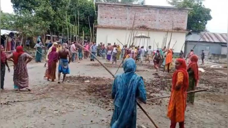 জমি বিক্রি নিয়ে সংঘর্ষে সরিষাবাড়ীতে রক্তাক্ত রণক্ষেত্র, নারীসহ আহত ২০