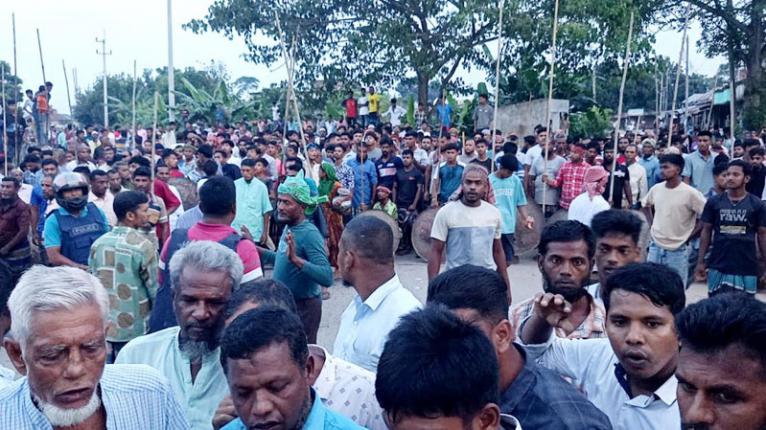 সালথায় আধিপত্য বিস্তার নিয়ে সংঘর্ষ, আহত ১৫