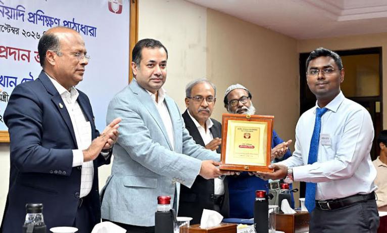 প্রশিক্ষণলব্ধ জ্ঞান কর্মক্ষেত্রে যথাযথভাবে প্রয়োগ করতে হবে - তথ্য প্রতিমন্ত্রী