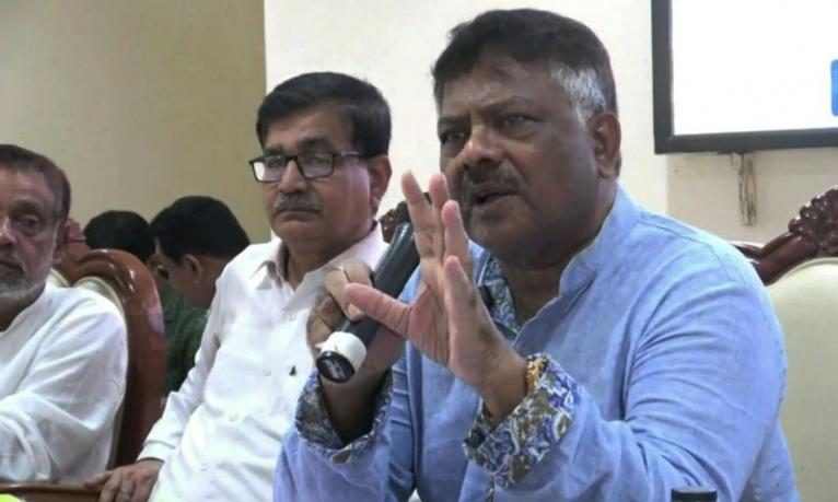 হিন্দু ভাই-বোনরা বুক উঁচু করে চলবেন, পাশে আছি : হুইপ দুলু