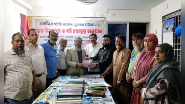 মহল্লায় মহল্লায় বই পড়ার উদ্যোগ চান মোহাম্মদ হাতেম