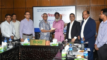 আর্থিক সংকটে বন্ধ হবে না কোনো মেধাবীর পড়াশোনা: শ্রমমন্ত্রী