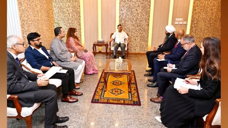 গুরুত্বপূর্ণ খাতে বাংলাদেশকে সহযোগিতা করতে কানাডার প্রতি প্রধানমন্ত্রীর আহ্বান