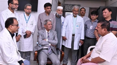 হাসপাতালে ভূমিমন্ত্রীকে দেখতে গেলেন রাষ্ট্রপতি