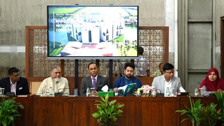 বাংলাদেশ জাতীয় সংসদ ভবন এলাকায় সোলার প্যানেল স্থাপনের বিষয়ে মতামত প্রদান সংক্রান্ত কমিটির প্রথম সভা অনুষ্ঠিত