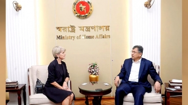 রোহিঙ্গা সংকটের টেকসই সমাধানে আন্তর্জাতিক সম্প্রদায়কে আরও কার্যকর ভূমিকা পালনের আহ্বান স্বরাষ্ট্রমন্ত্রীর
