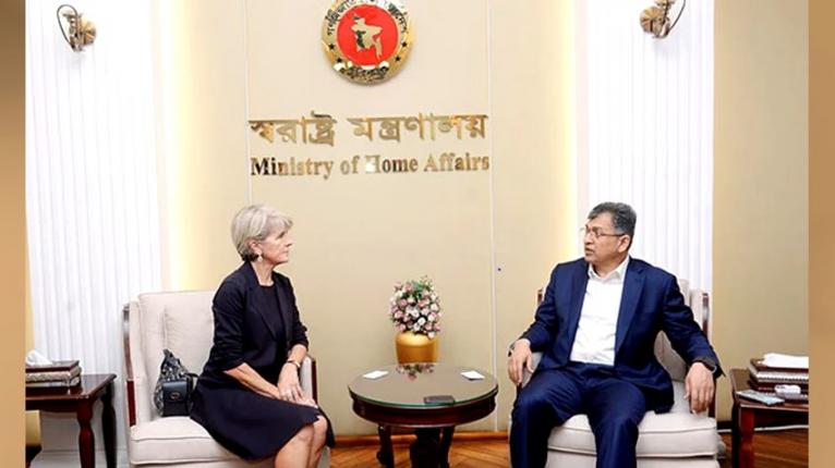 রোহিঙ্গা সংকটের টেকসই সমাধানে আন্তর্জাতিক সম্প্রদায়কে আরও কার্যকর ভূমিকা পালনের আহ্বান স্বরাষ্ট্রমন্ত্রীর