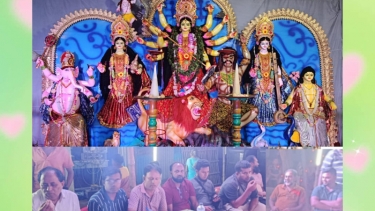 শারদীয় দুর্গাপূজা পরিদর্শনে মাঠে সাংবাদিকরা, বিন্দুডাঙ্গীতে মাদক নিয়ে হট্টগোল