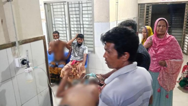 ফরিদপুরে সার ডিলারশিপ নিয়ে বিরোধের জেরে সংঘর্ষ, আহত ৪