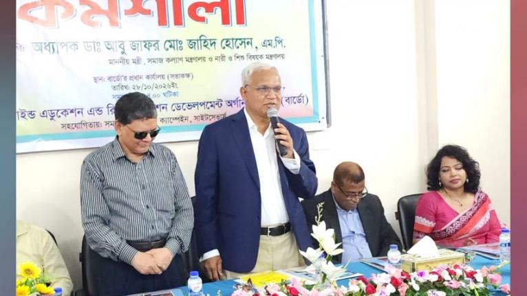 পদকজয়ী সাইদুলের মহৎ উদ্যোগে অভিভূত সমাজকল্যাণমন্ত্রী