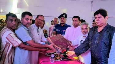 সংখ্যালঘু বলে আলাদা কিছু নেই, আমরা সবাই এ দেশের মানুষ: মান্নান