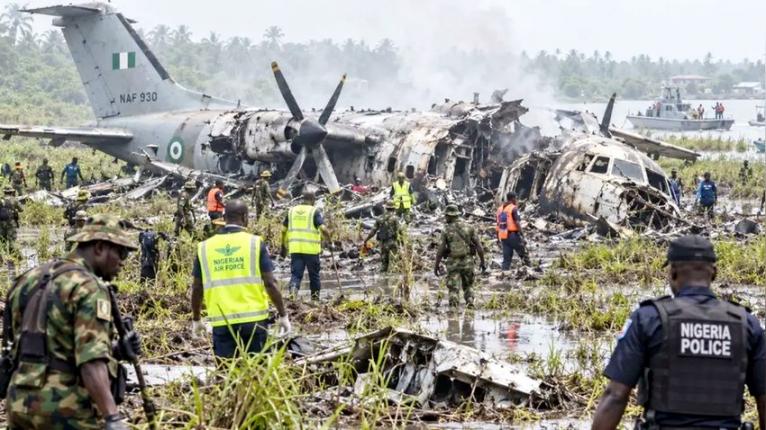 নাইজেরিয়ায় সামরিক বিমান বিধ্বস্ত, ৩২ জন যাত্রী-ক্রু’র সবাই নিহত