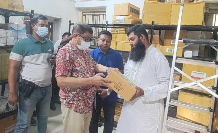 স্বাস্থ্যমন্ত্রীর ময়মনসিংহের ফুলপুর উপজেলা স্বাস্থ্য কমপ্লেক্স পরিদর্শন
