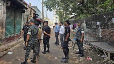 জামালপুরে যৌথ টাস্কফোর্সের অভিযান, যৌনপল্লী থেকে মাদক উদ্ধার, কারাদণ্ড ২