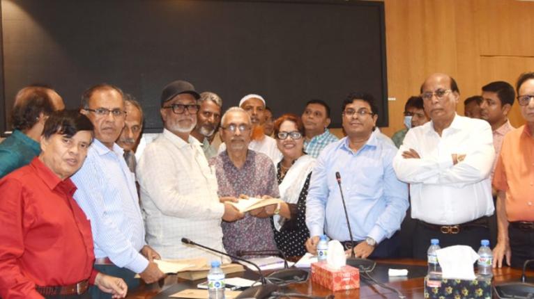 হিন্দু সম্প্রদায়ের প্রতি অবিচার হলে বিএনপি ও সরকার ব্যবস্থা নেবে: সাখাওয়াত