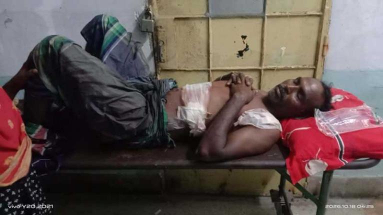 সরিষাবাড়ীতে ছুরিকাঘাত করে টাকা-মোবাইল ছিনতাই, ব্যবসায়ী গুরুতর আহত