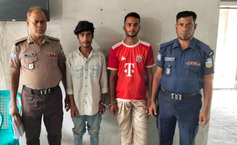 জামালপুরে ১৬ পিস ইয়াবাসহ মাদক কারবারি গ্রেফতার